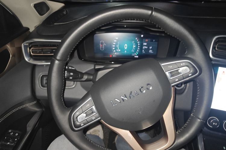 Used Lynk & Co 01 2017 2.0T Two-Wheel Drive Pro Edition
