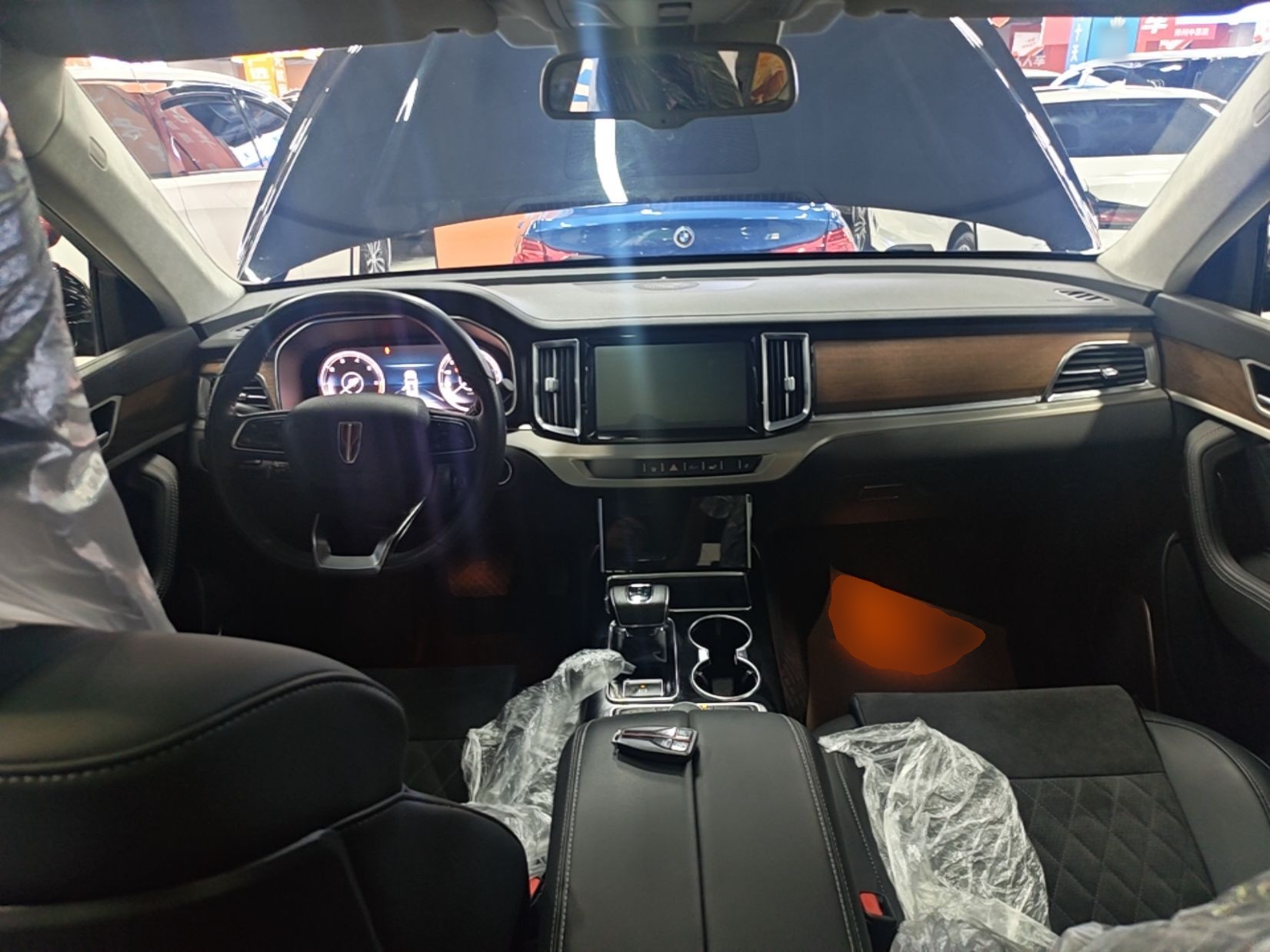 Hongqi HS7 2022 3.0T Automatic All-Wheel Drive ZhiLian Flagship Edition Five Seats — снимка 16