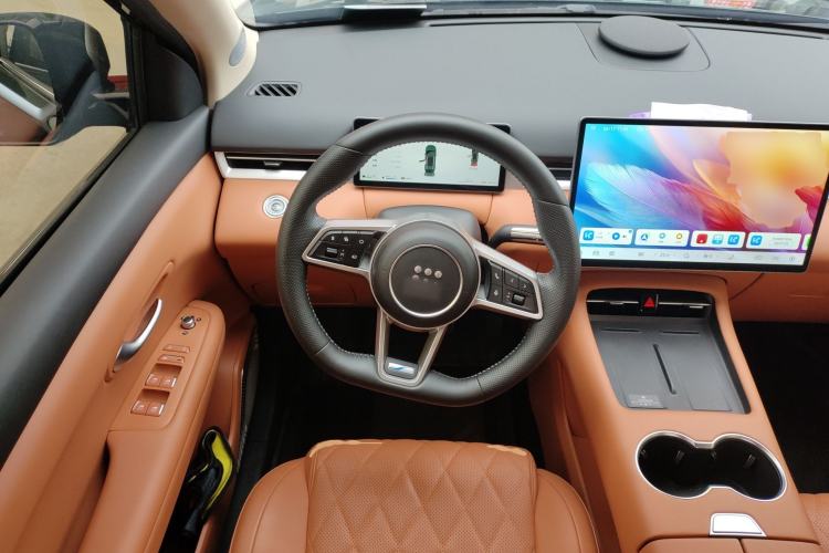 Used Landian E5 PLUS 2025 165 km Long-Range Travel & Comfort Edition 7 Seats
