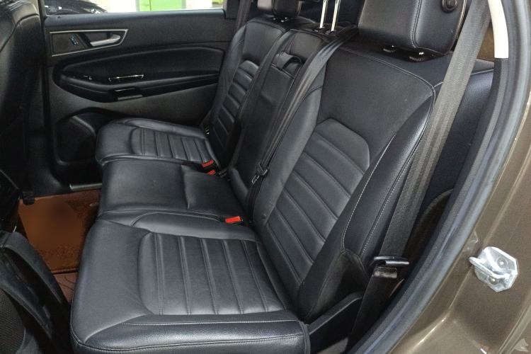 Used Ford Edge 2018 EcoBoost 245 Two-Wheel-Drive Platinum Edition 5 Seats