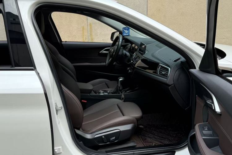 Used BMW 1 Series 2019 118i M Sport Package Interior 5