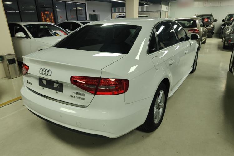 Used Audi A4L 2016 30 TFSI Collector's Edition Automatic Comfort Model
