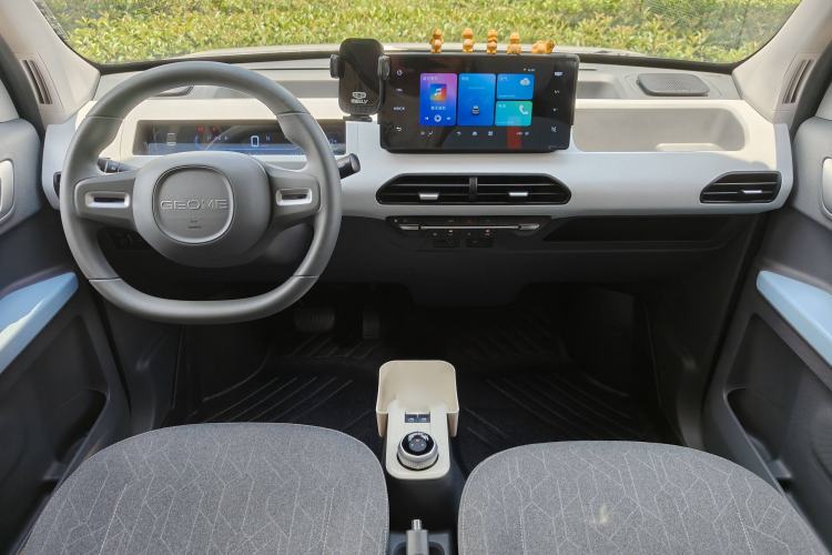 Used Geely Auto Panda 2024 Panda Mini 200km Endurance Bear
