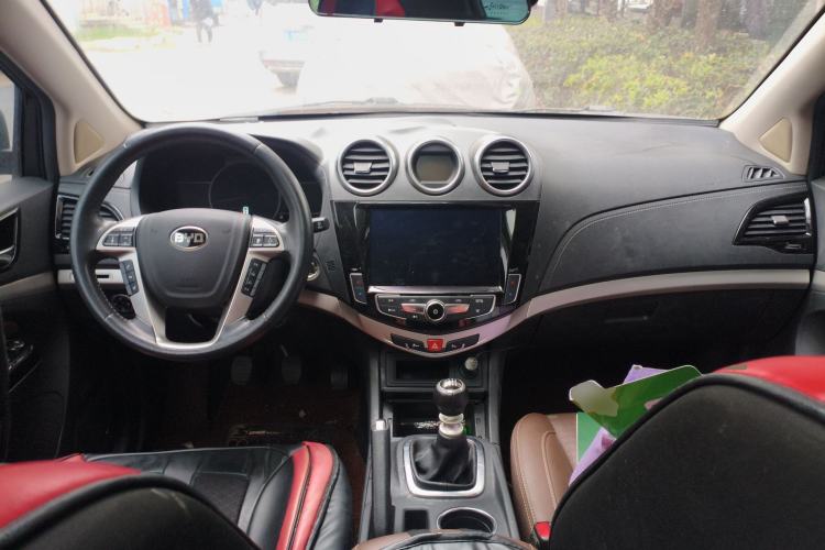 Used BYD S7 2017 1.5T Manual Luxury Model
