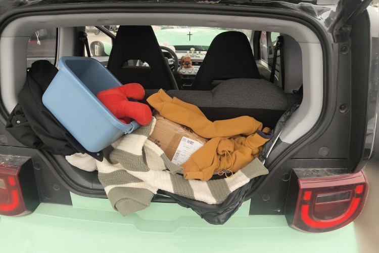 Used Chery QQ Ice Cream 2022 170km Sundae Phosphate Lithium-Ion Trunk