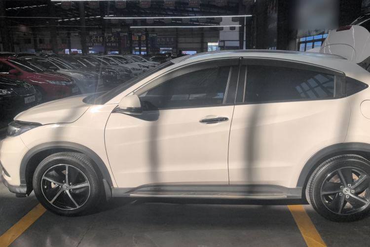 Used Honda Vezel 2020 1.5L CVT Luxury Edition
