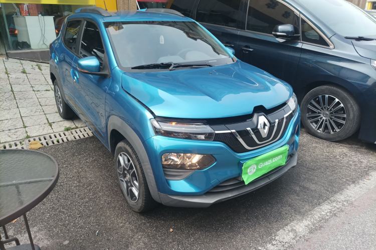 Used Renault E-Nuo 2019 e-Intelligent Model Front Right 45 Deg