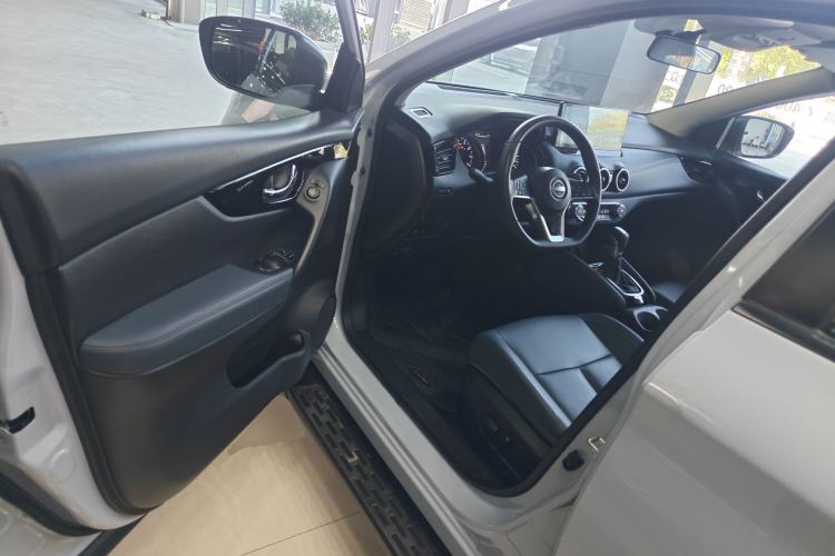 Used Nissan Qashqai 2025 Honor 2.0L CVT XV+ Leading Edition
