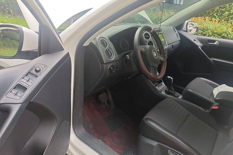 Used Volkswagen Tiguan 2017 300TSI Automatic Two-Wheel Drive Silk Road Luxury Edition
