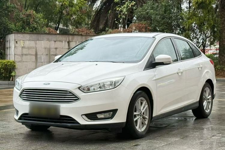 Used Ford Focus 2017 Sedan 1.6L Automatic Fashion Edition Smart Drive Version
