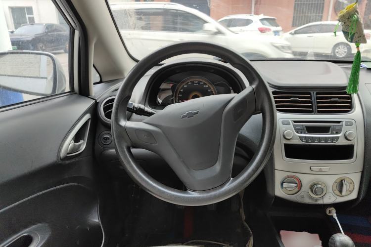 Used Chevrolet Sail 2013 Sedan 1.4L Manual - Youyi Happiness Edition Steering Wheel