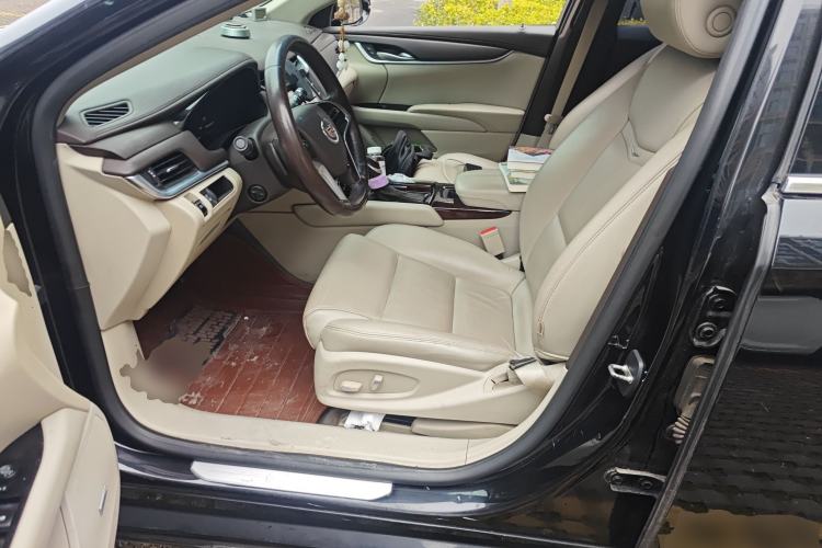 Used Cadillac XTS 2014 28T Comfort Version
