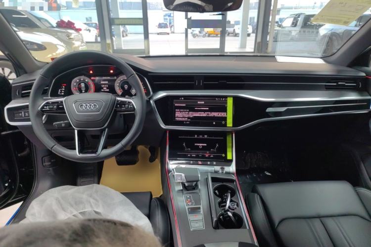 Used Audi A6L 2025 Revised 40 TFSI Luxury Dynamic Edition
