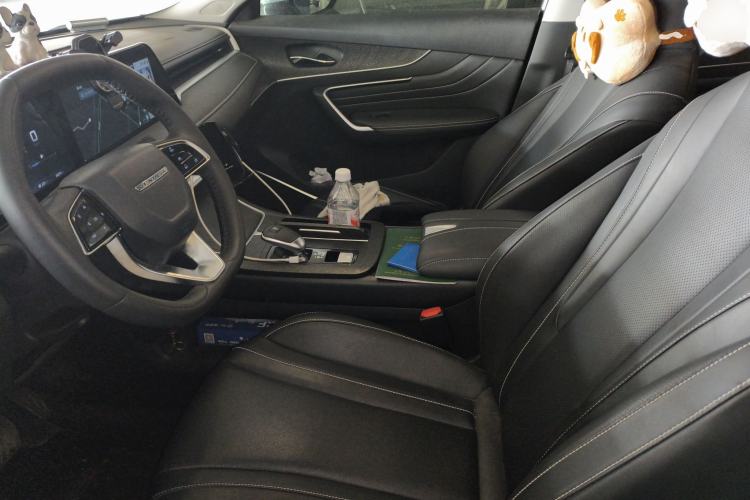 Used Venucia V 2023 260T Idol Edition Pro