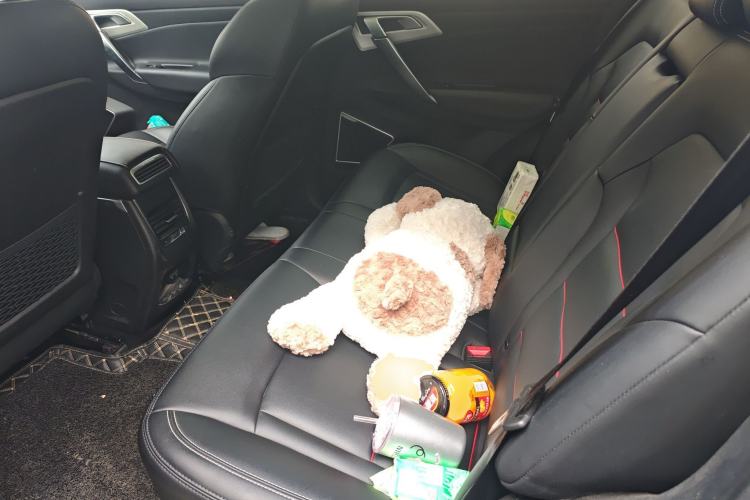 Used Geely Auto Emgrand X7 Sport 2020 1.8TD DCT Two-Wheel Drive Smart Connect 4G-Enabled Version