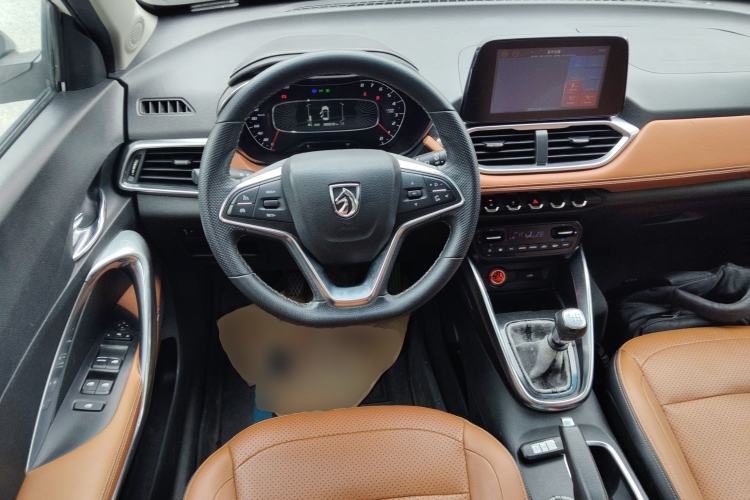 Used Baojun 510 2017 1.5L Manual Luxury Model
