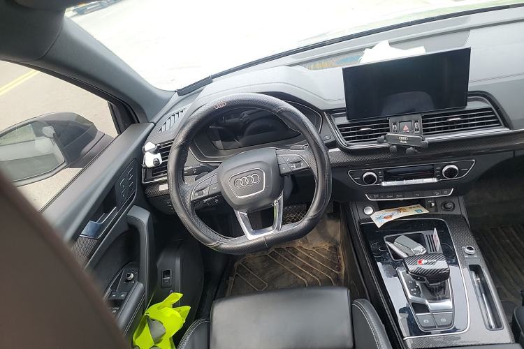 Used Audi Q5L Sportback 2021 40 TFSI Luxury Edition Steering Wheel