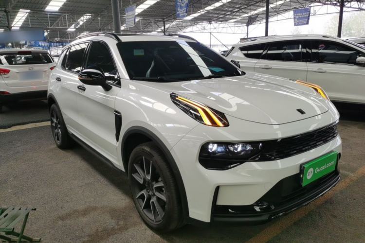 Used Lynk & Co 01 2025 2.0TD Two-Wheel Drive Refreshed Pro Version Front Right 45 Deg