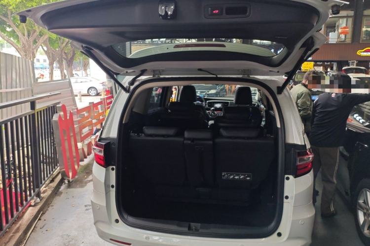 Used Honda Odyssey 2015 2.4L Supreme Edition