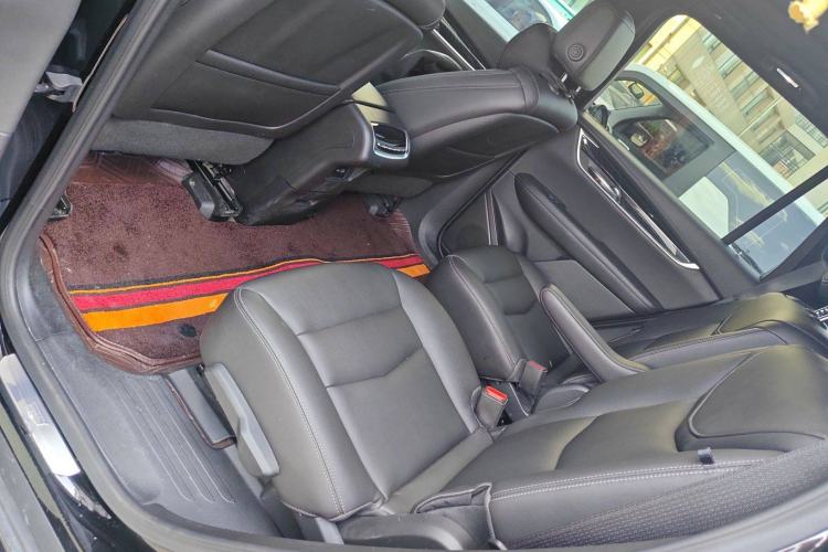 Used Cadillac XT6 2021 2.0T 6-Seater Two-Wheel Drive Luxury Version
