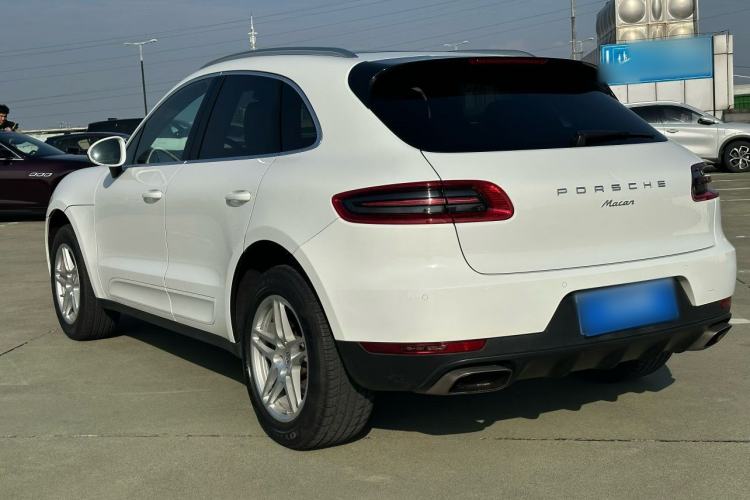 Used Porsche Macan 2017 Macan 2.0T Exterior 11