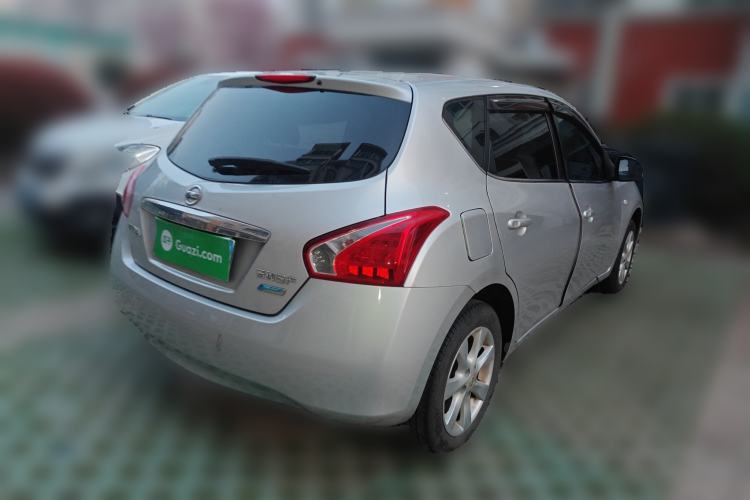 Used Nissan Tiida 2011 1.6L Manual Comfort Edition