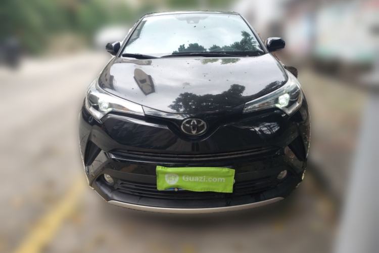 Used Toyota IZOA 2018 2.0L Yichi Version China VI Standard Front
