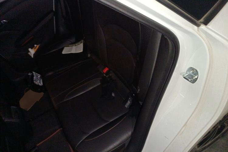 Used Chevrolet Monza 2020 Light Hybrid RS 330T Automatic Comfort Edition Left Rear Seat