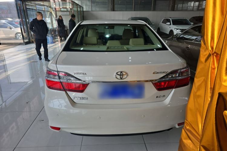 Used Toyota Camry 2016 2.0G 10th Anniversary Leading Edition
