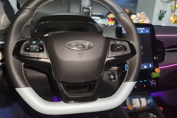 Used Chery Little Ant 2022 Sweet Pink Edition Half-Sugar Version Lithium Iron Phosphate 29.2 kWh 30 kW 301 km