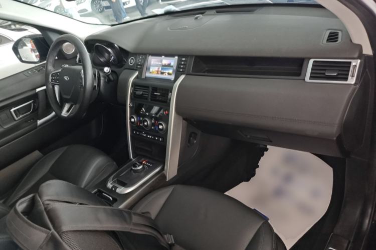 Used Land Rover Discovery Sport 2019 240 PS SE Version China VI Standard