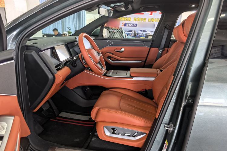 Used BYD Tang L 2025 DM 175KM Drone Player Edition