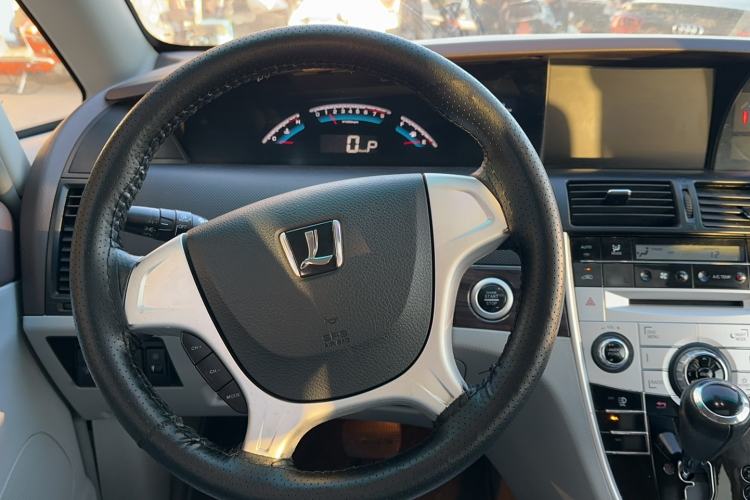 Used Luxgen Great 7 MPV 2016 2.0T Luxury Model
