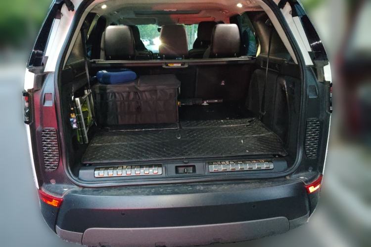 Used Land Rover Discovery 2018 3.0 SC V6 SE