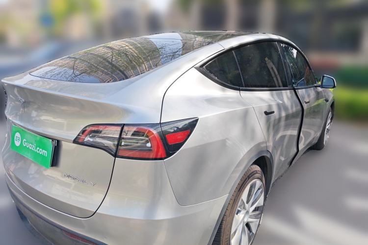 Used Tesla Model Y 2021 Standard Range Rear-Wheel Drive Version
