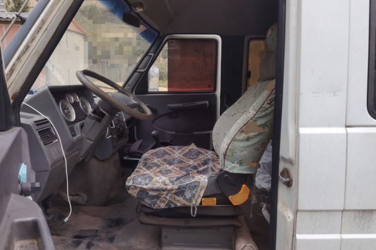 Used Iveco Daily 2009 2.5T-A35 7-Seater
