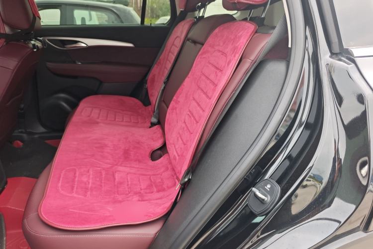 Used Buick Envision 2025 Encore Plus 28T Two-Wheel-Drive Platinum Edition
