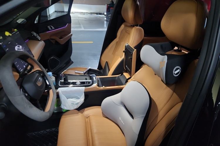 Used Geely Auto FX11 2025 4th Generation 1.5TD DCT Jinxiu Left Front Seat