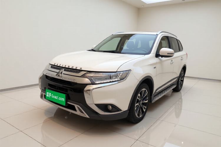 Used Mitsubishi Outlander 2020 2.0L Two-Wheel Drive Enjoyment Version 5 Seats