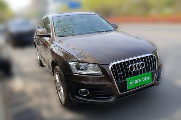 Used Audi Q5 2017 40 TFSI Technology Edition Front Right 45 Deg