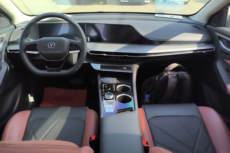 Used CHANGAN Eado 2022 PLUS Blue Whale NE 1.4T GDI DCT Prestige Edition Center Console