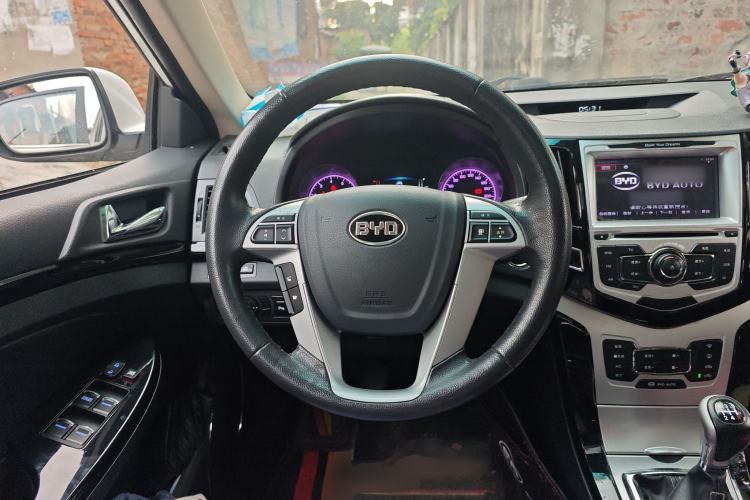 Used BYD Surui 2012 1.5L Manual Luxury Version
