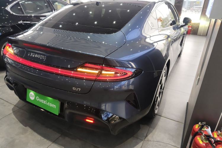 Used Xiaomi Auto SU7 2024 Rear-Drive Long-Range Intelligent Driving Version Rear Right 45 Deg