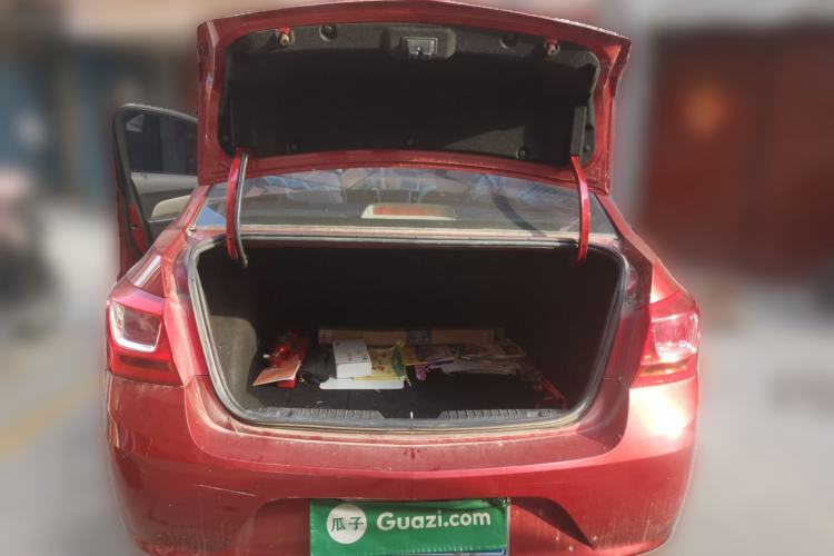 Used Chevrolet Cruze 2015 1.5L Classic SL MT Trunk