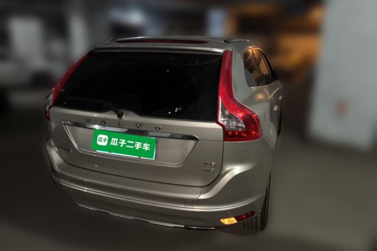 Used Volvo XC60 2017 T5 AWD Smart Upgrade Edition
