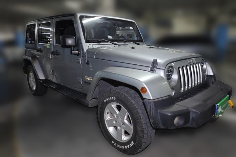 Used Jeep Wrangler 2014 3.0L Sahara Four-Door Edition