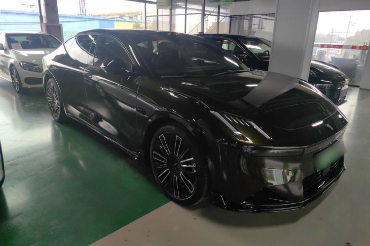 Used Lynk & Co Lynk & Co 10 EM-P 2025 Model 240 All-Wheel Drive Ultra—Sport Edition