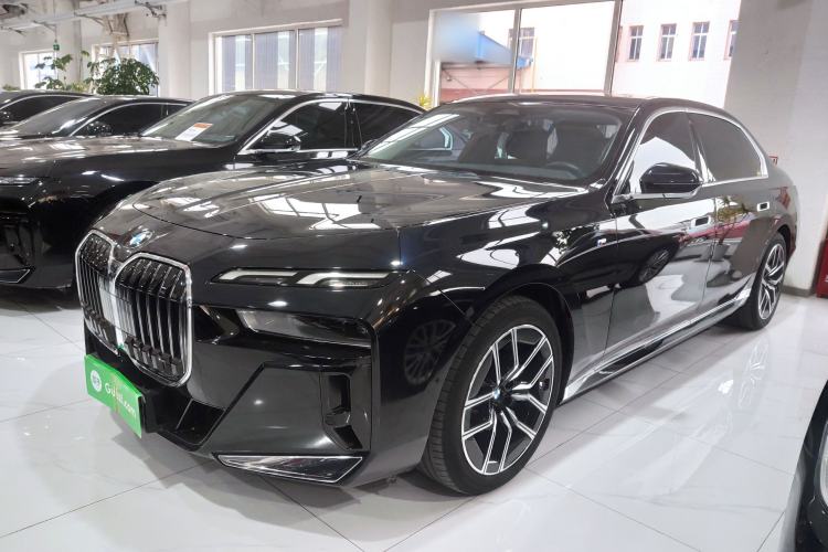 Used BMW 7 Series 2023 735Li M Sport Package