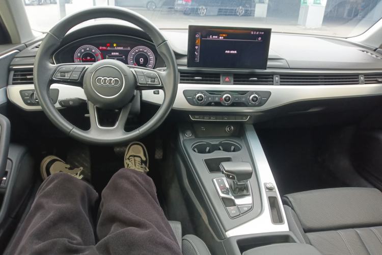 Used Audi A4L 2023 40 TFSI Fashion Dynamic Model
