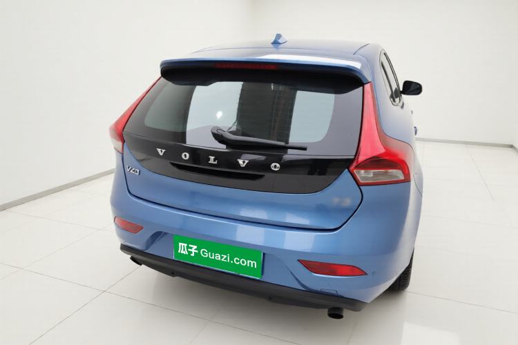 Used Volvo V40 2016 T3 Zhiyi Edition
